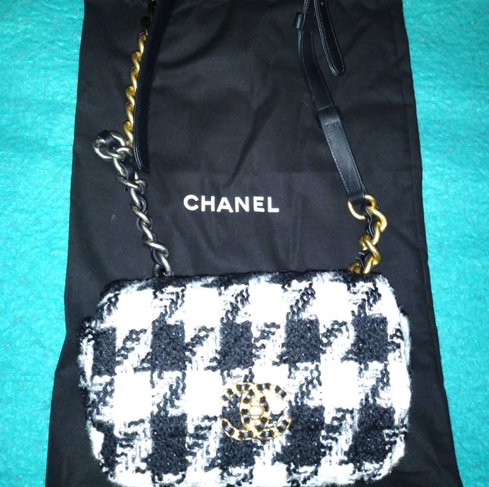 Chanel waist bag